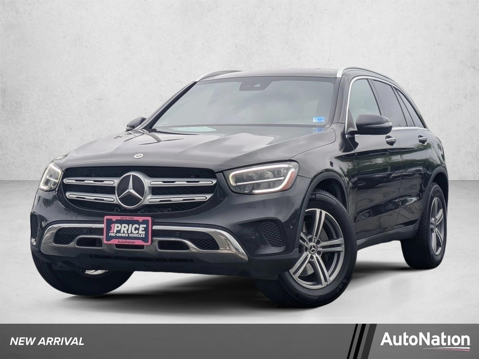 2022 Mercedes-Benz GLC GLC 300's photo