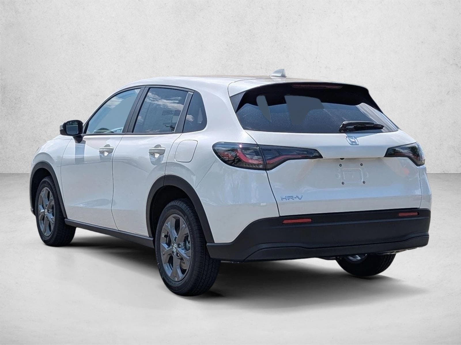 2026 Honda HR-V LX - Photo 8