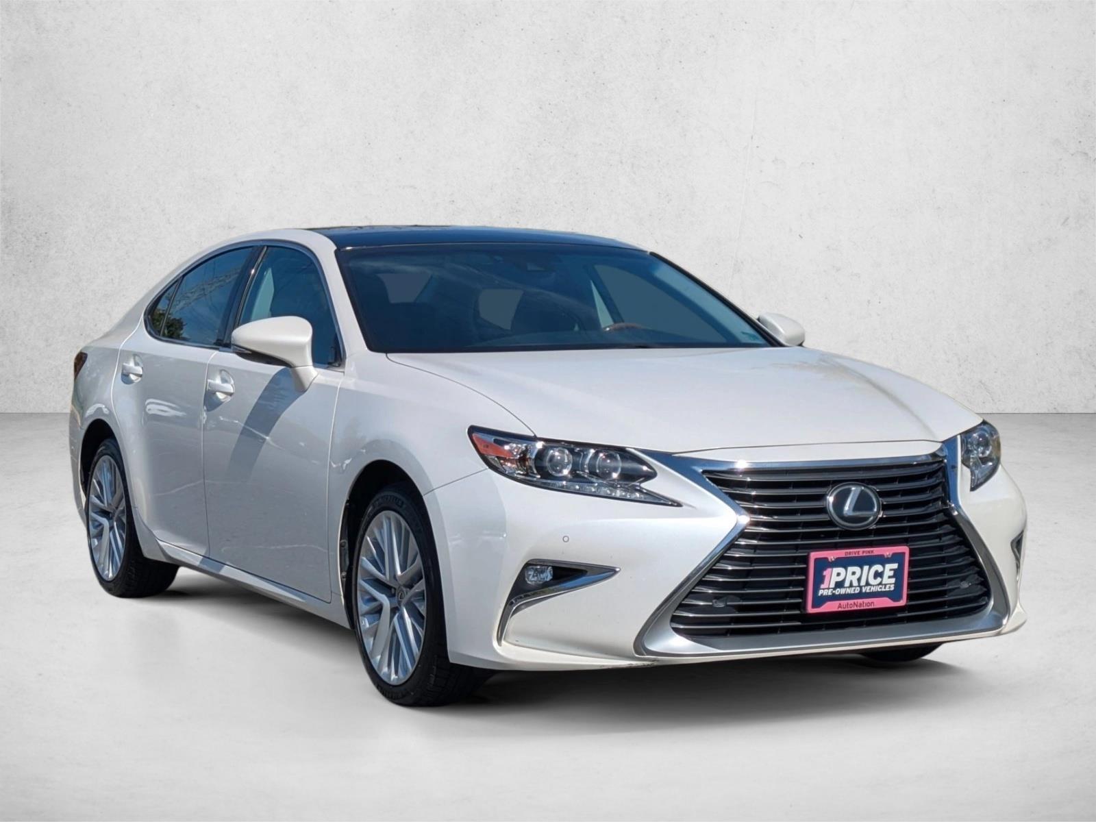 2017 Lexus ES 350 photo 3