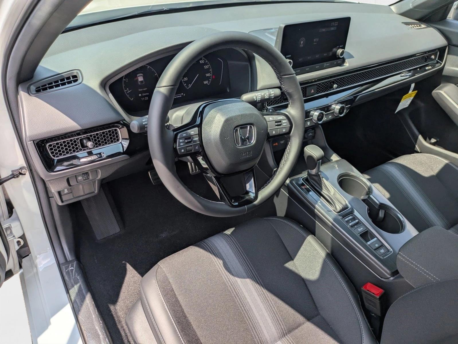2025 Honda Civic Sport Hatchback photo 2
