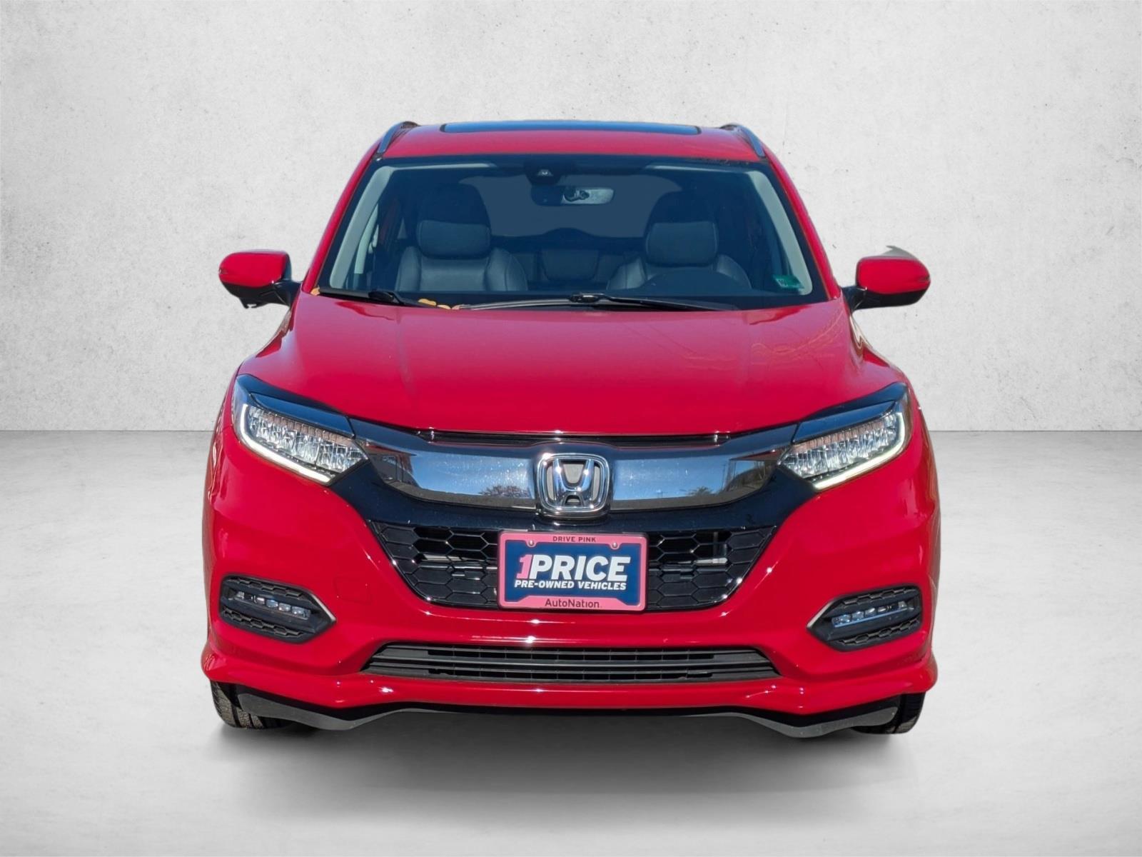 2020 Honda HR-V Touring photo 2