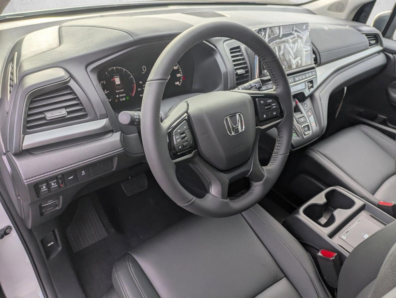 2026 Honda Odyssey EX-L photo 3