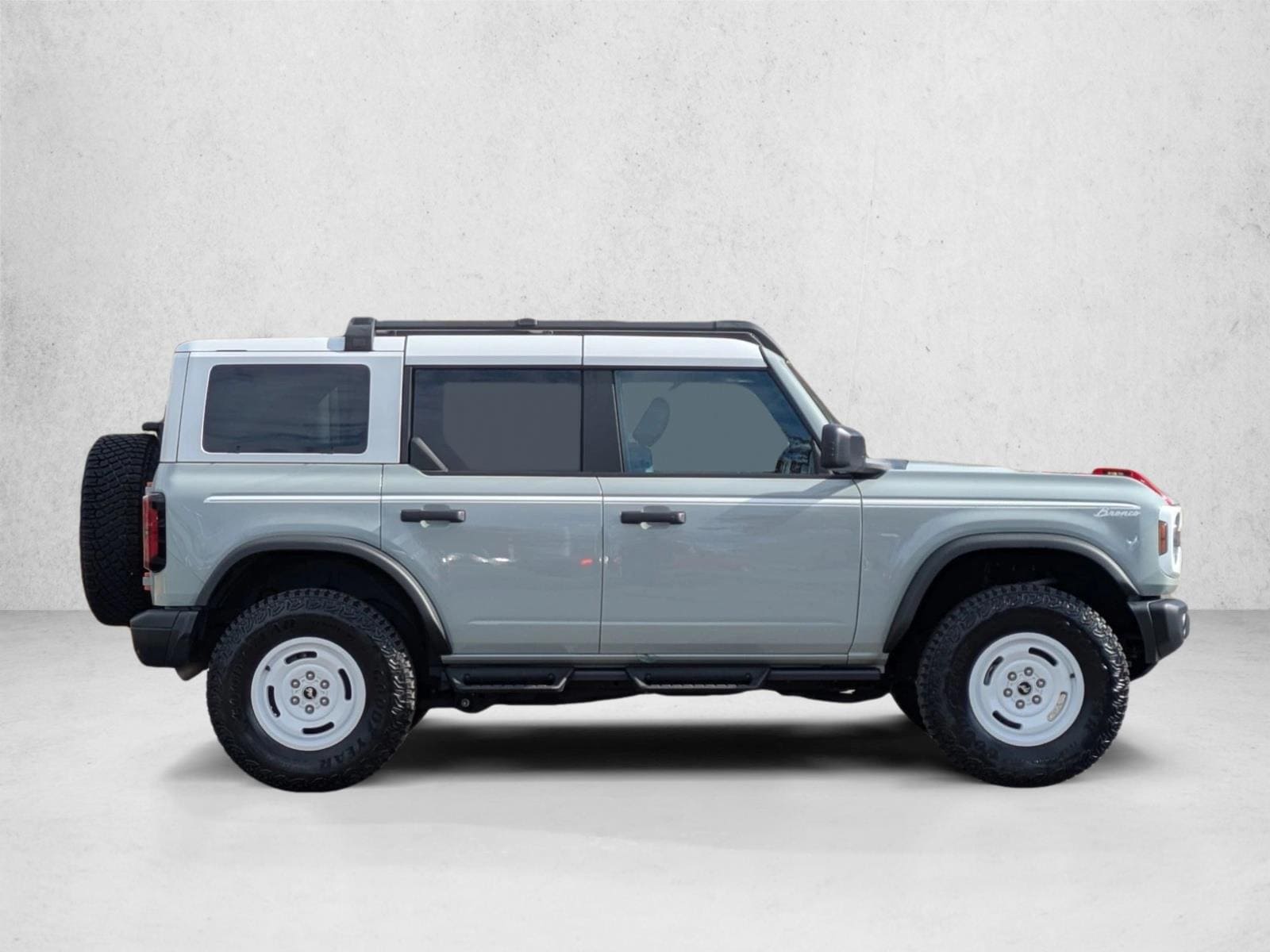 2023 Ford Bronco 4-Door Heritage Editon