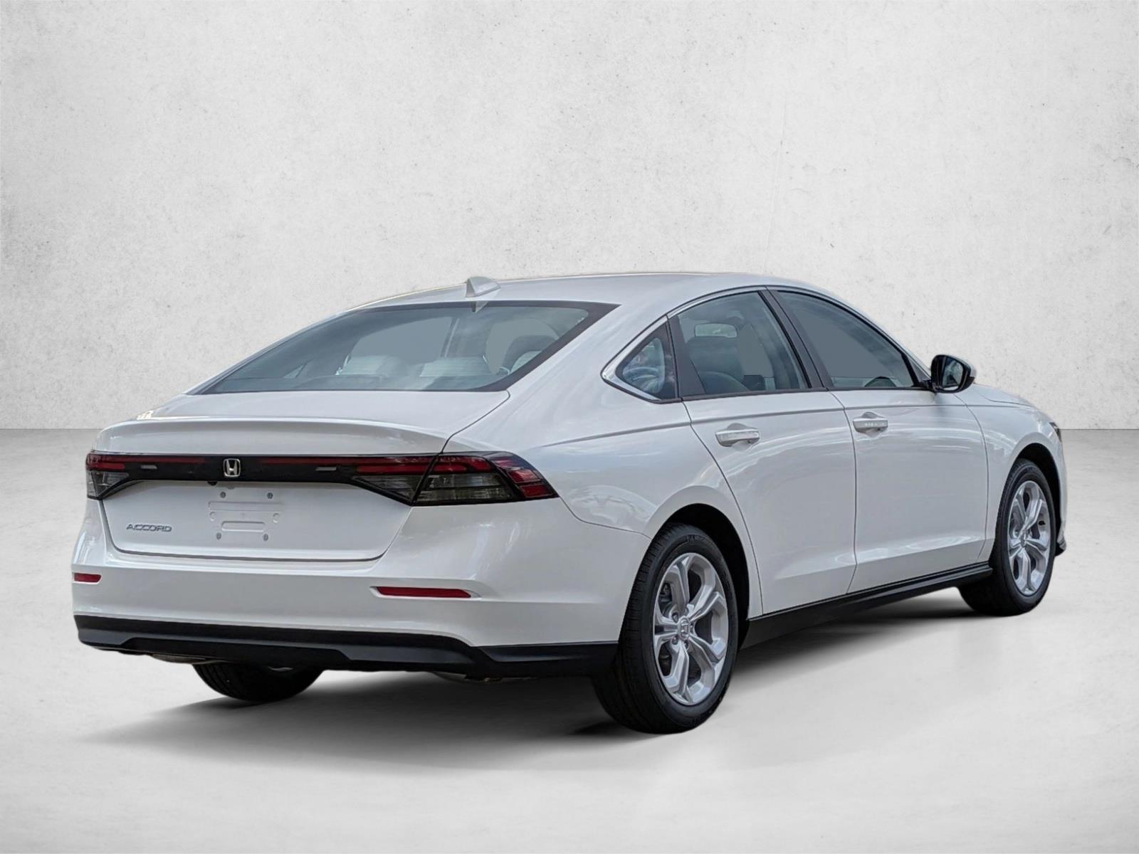 2025 Honda Accord LX photo 2