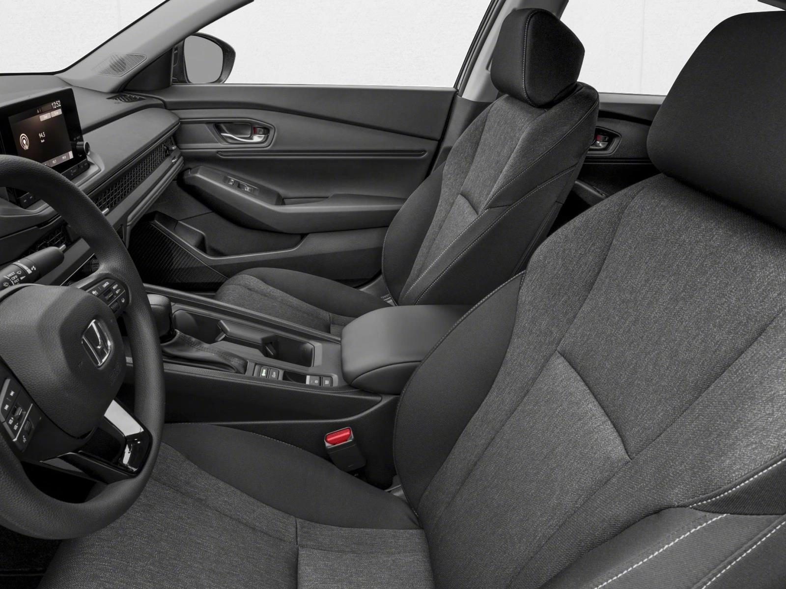 2025 Honda Accord SE - Photo 6