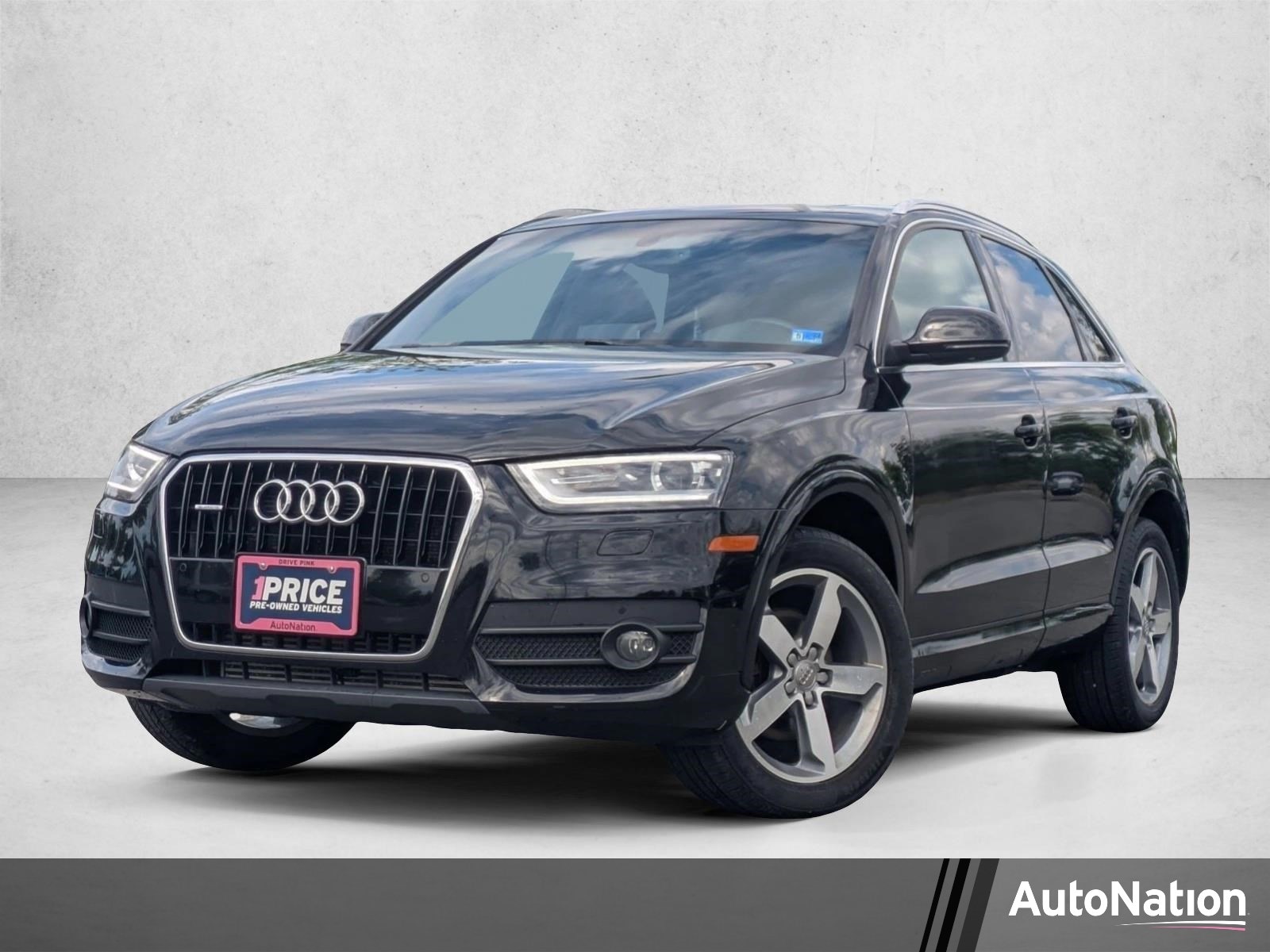 2015 Audi Q3 2.0T quattro tiptronic Prestige's photo