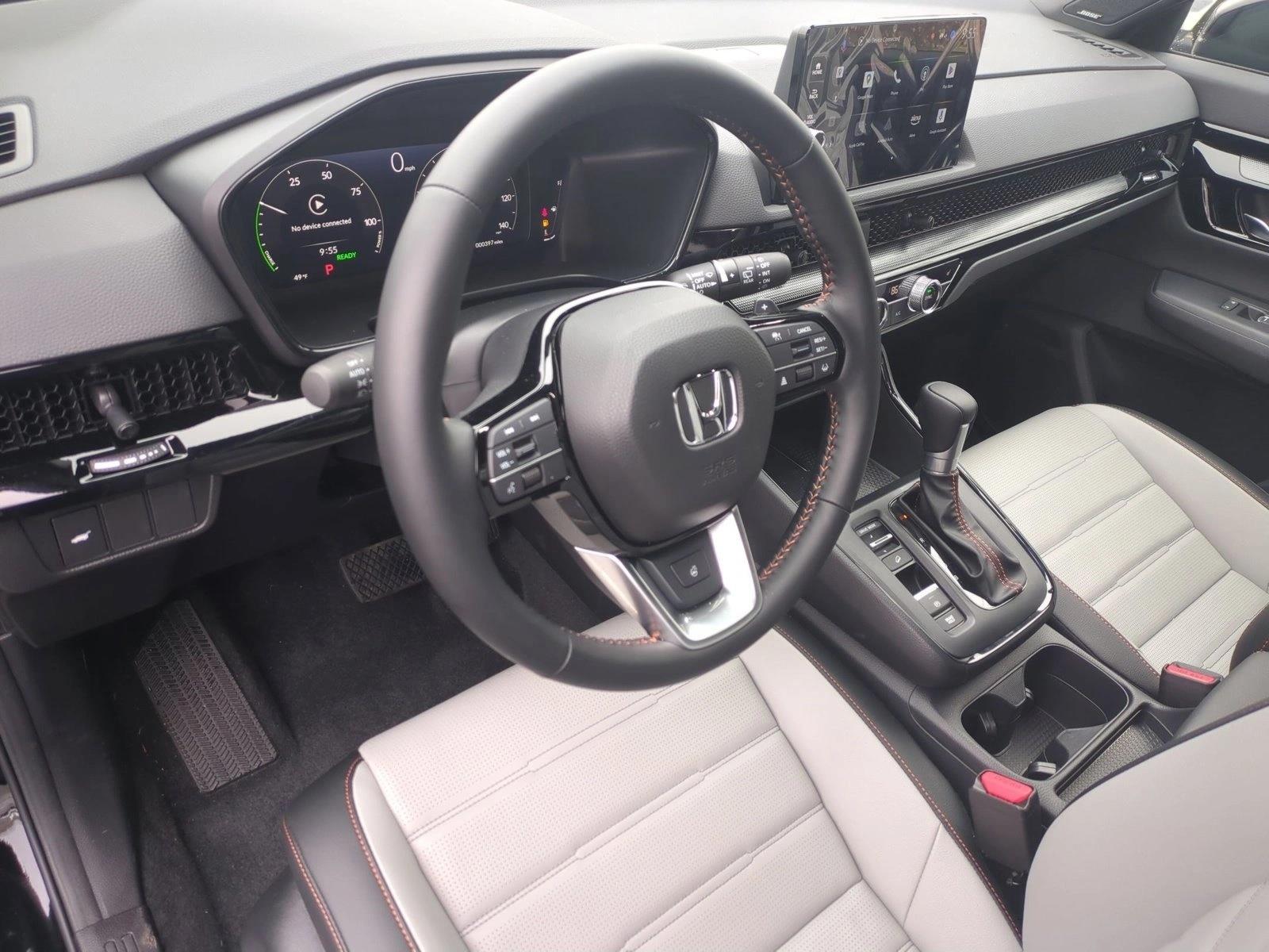 2026 Honda CR-V Sport Touring - Photo 3