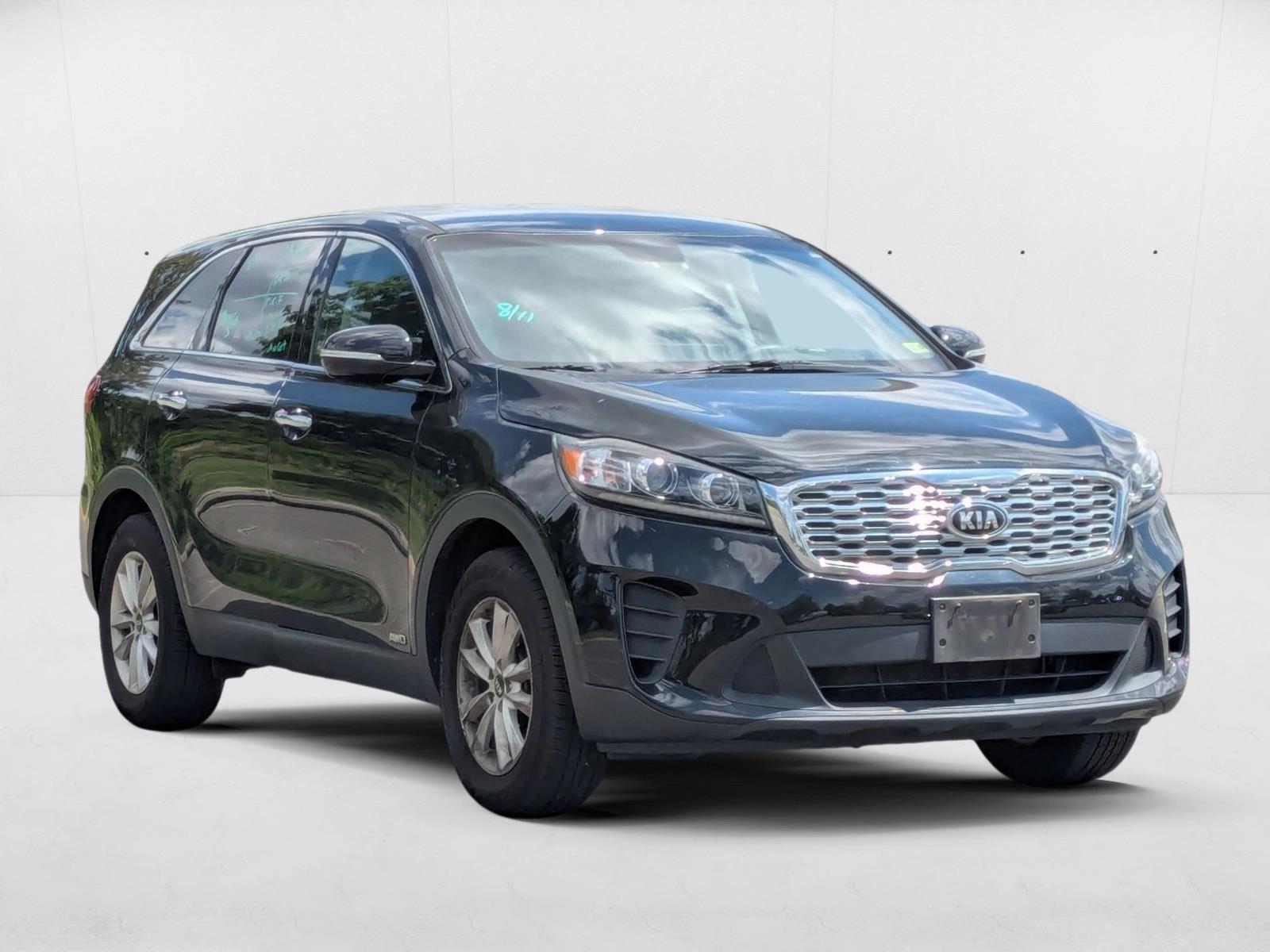 2019 Kia Sorento LX photo 3