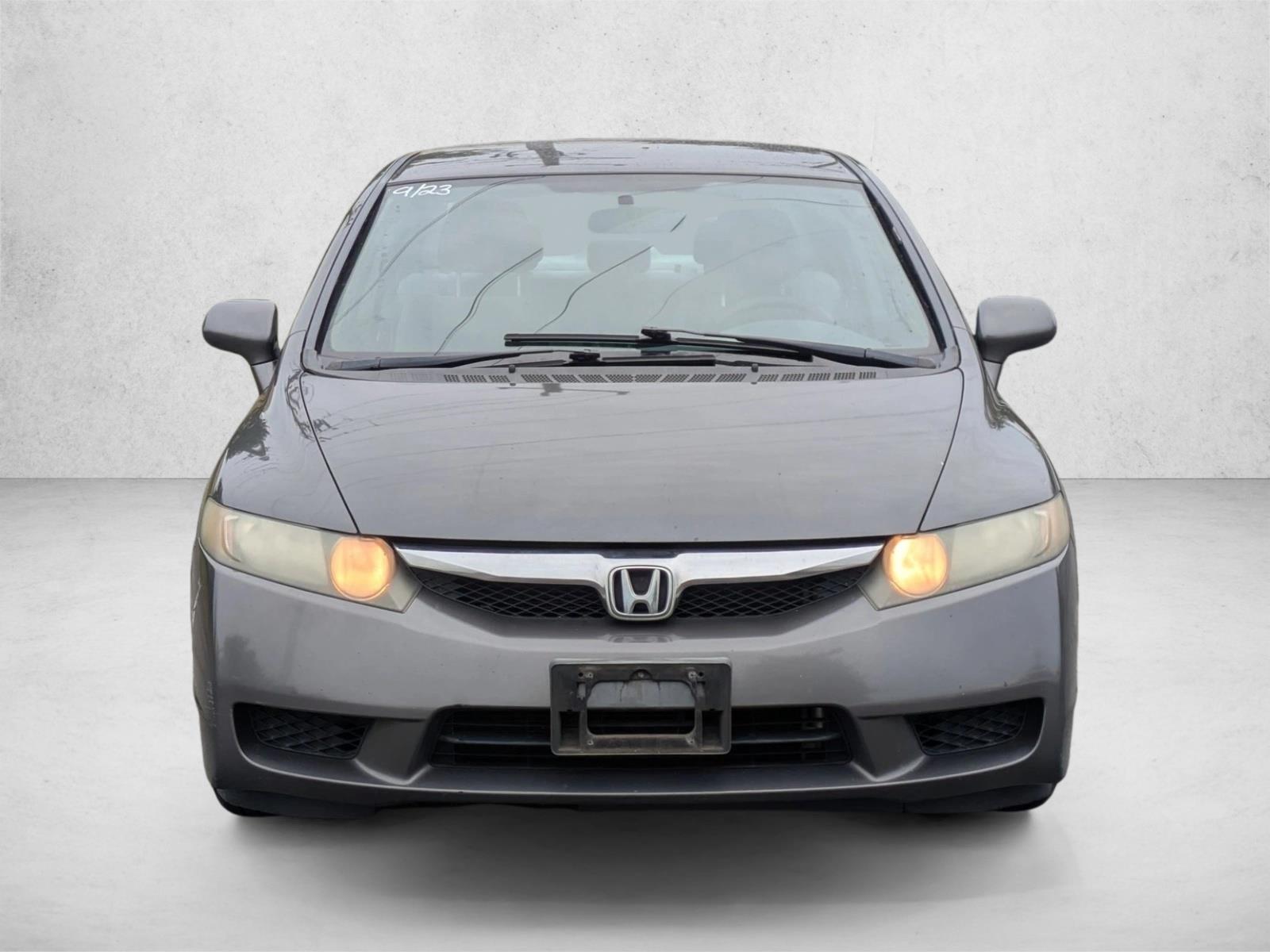 2010 Honda Civic LX photo 2