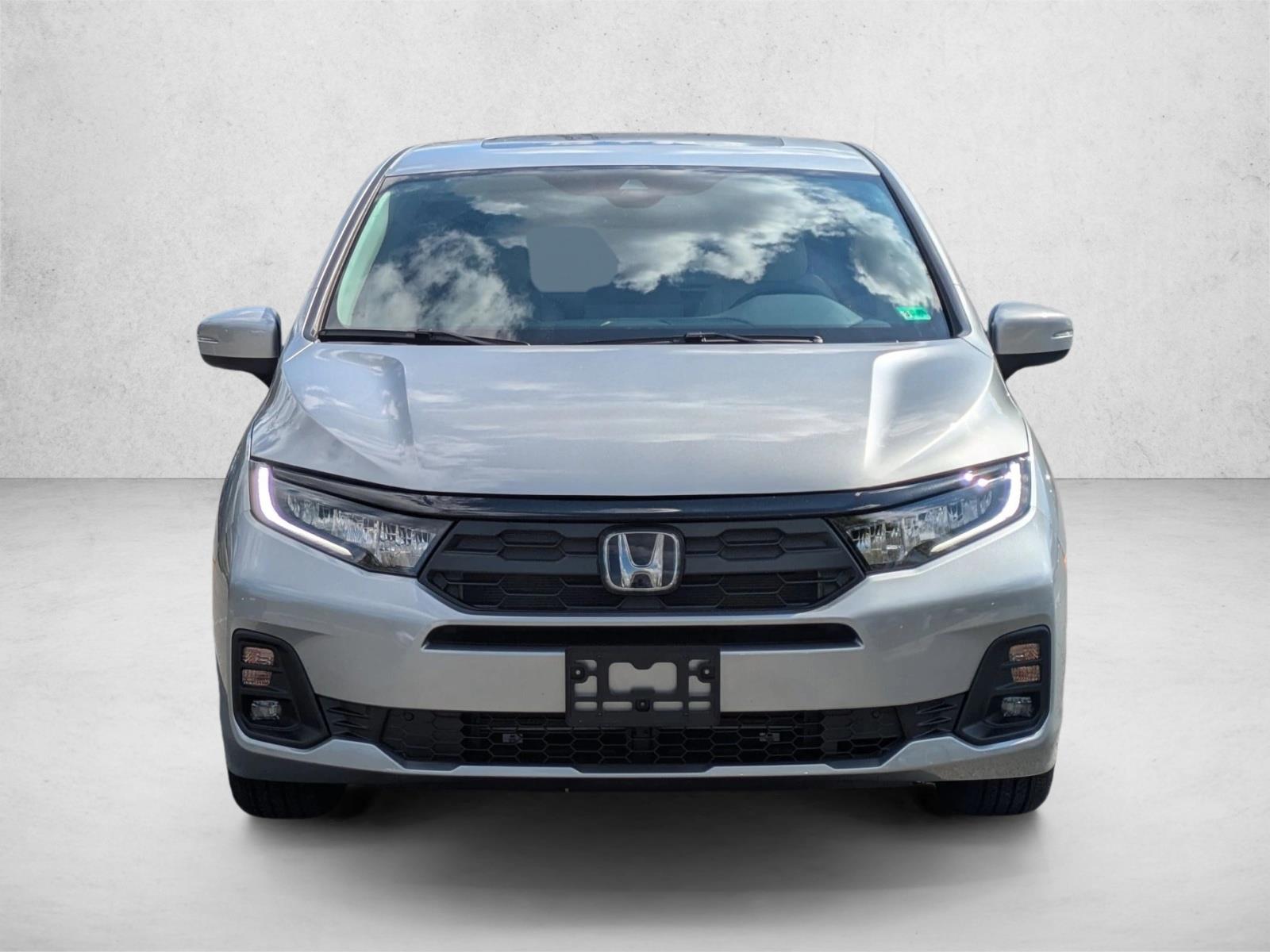 2025 Honda Odyssey EX-L photo 2
