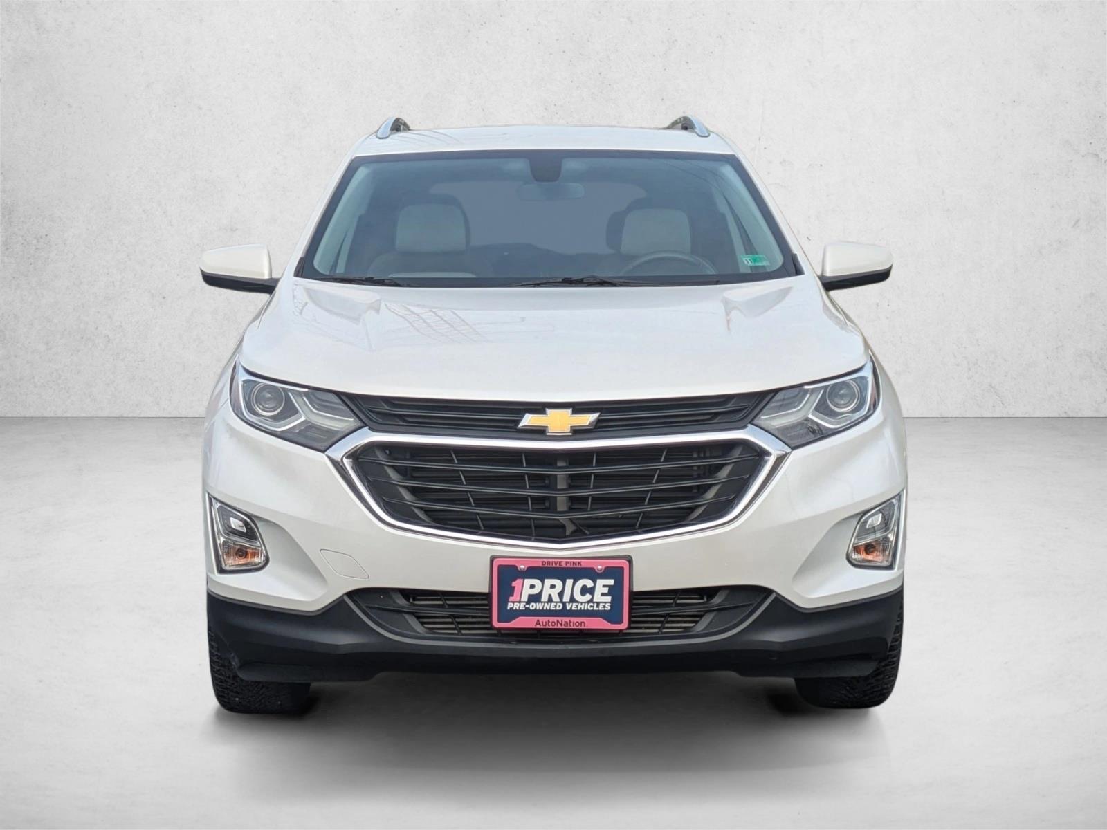 2019 Chevrolet Equinox photo 2
