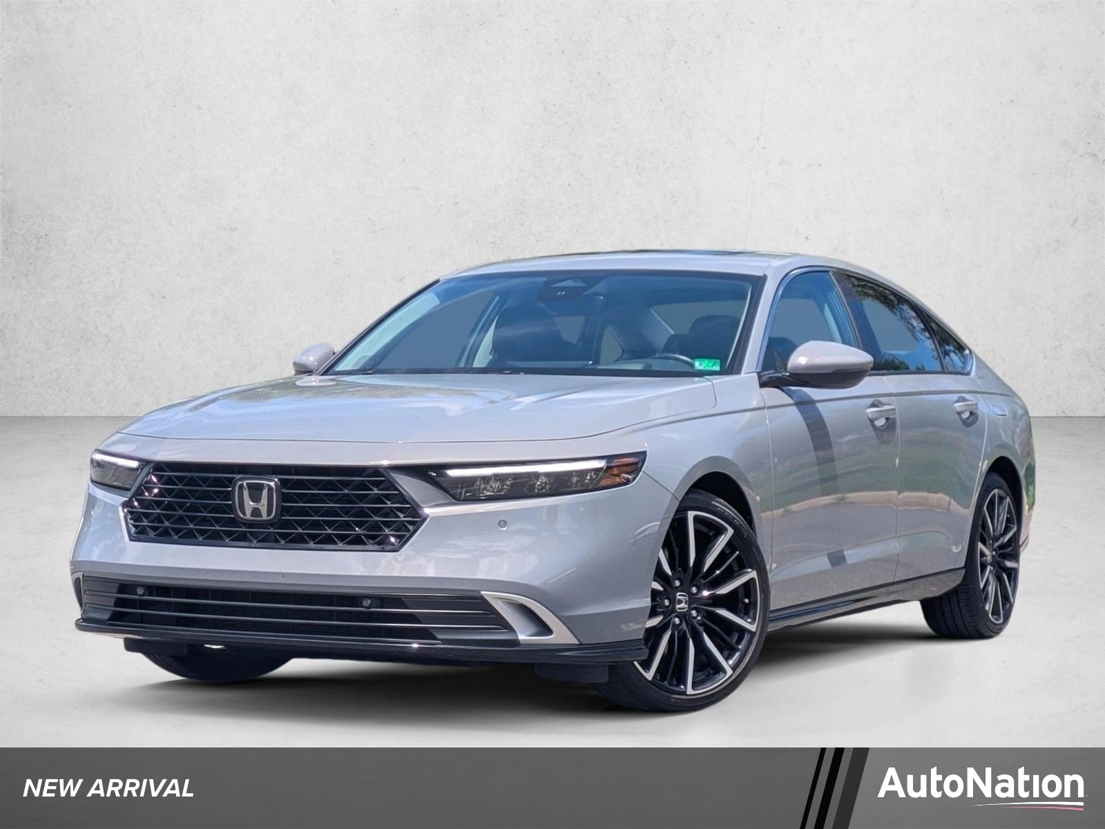 2024 Honda Accord Hybrid Touring's photo