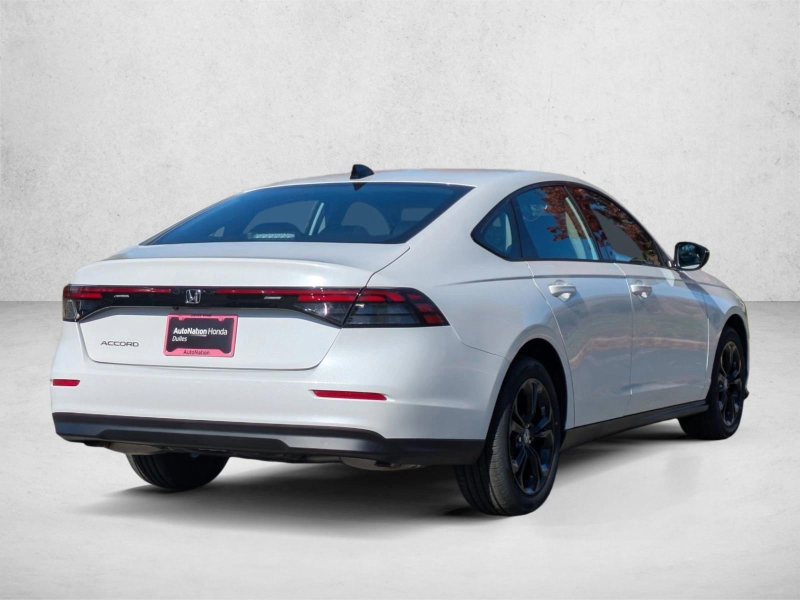 2025 Honda Accord SE photo 2