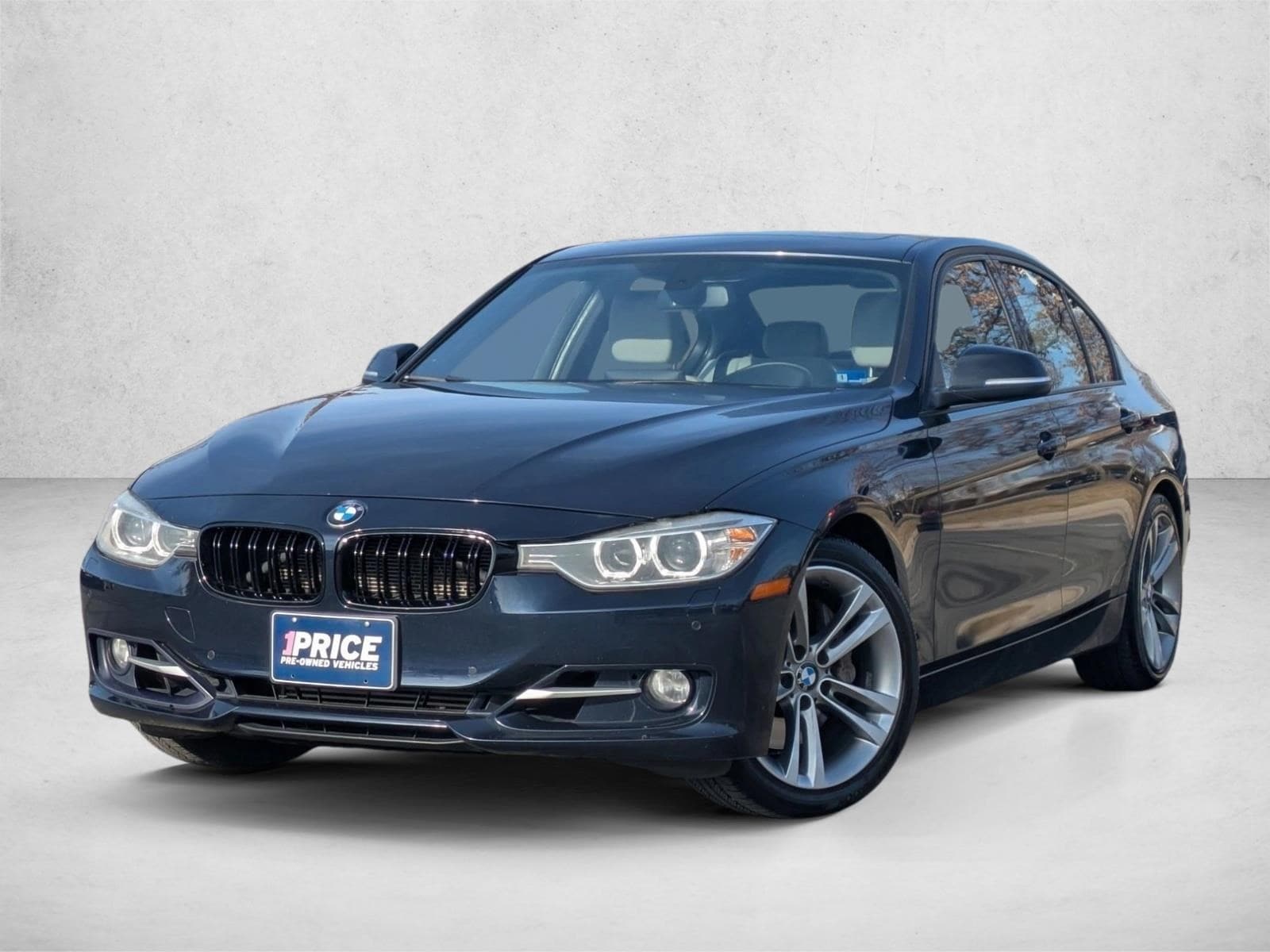 2013 BMW 3 Series 335i's photo