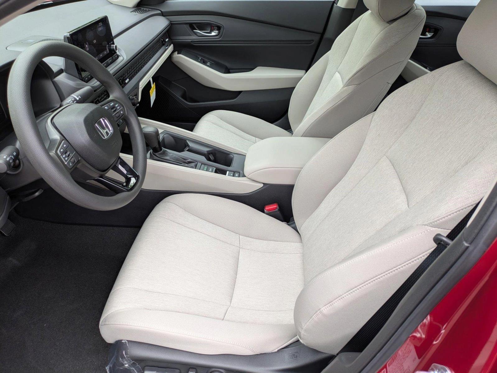 2025 Honda Accord SE photo 4