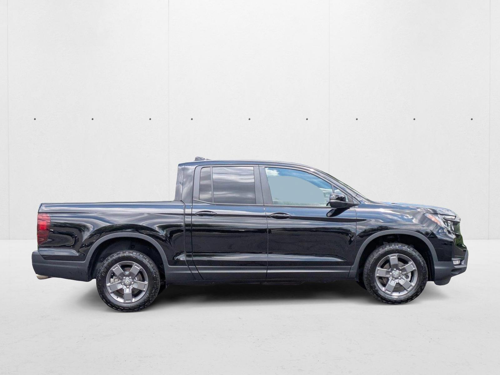 2025 Honda Ridgeline TrailSport photo 4