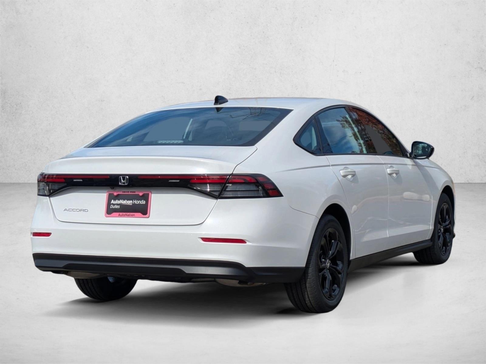 2025 Honda Accord SE photo 2