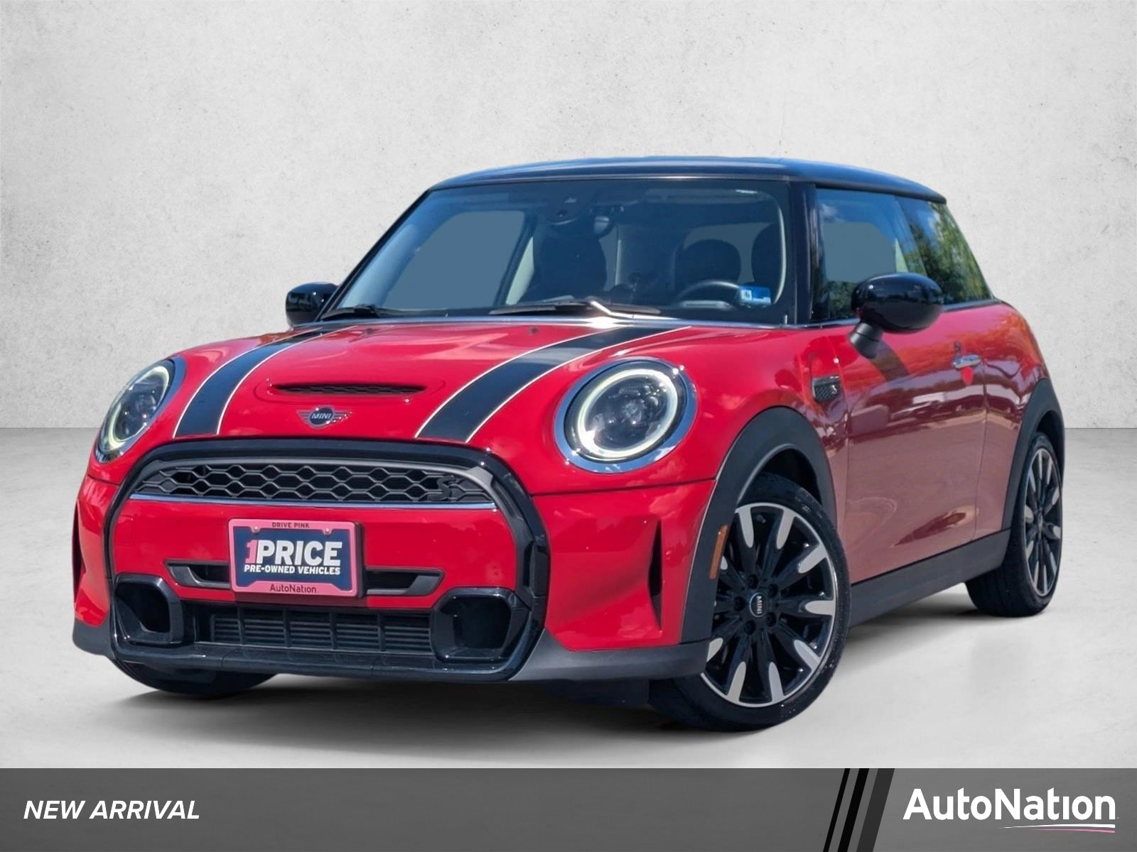 2022 MINI Hardtop Cooper S's photo