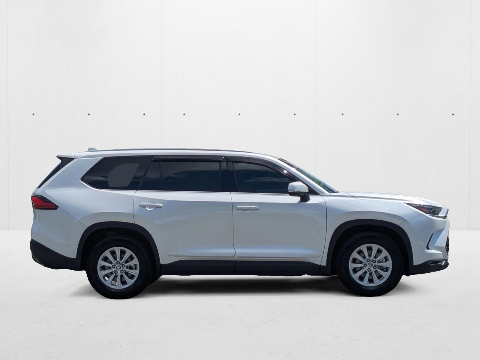 2024 Toyota Grand Highlander XLE photo 4