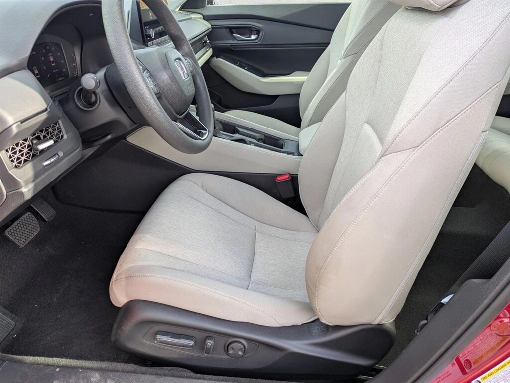 New 2025 Honda Accord SE Sedan