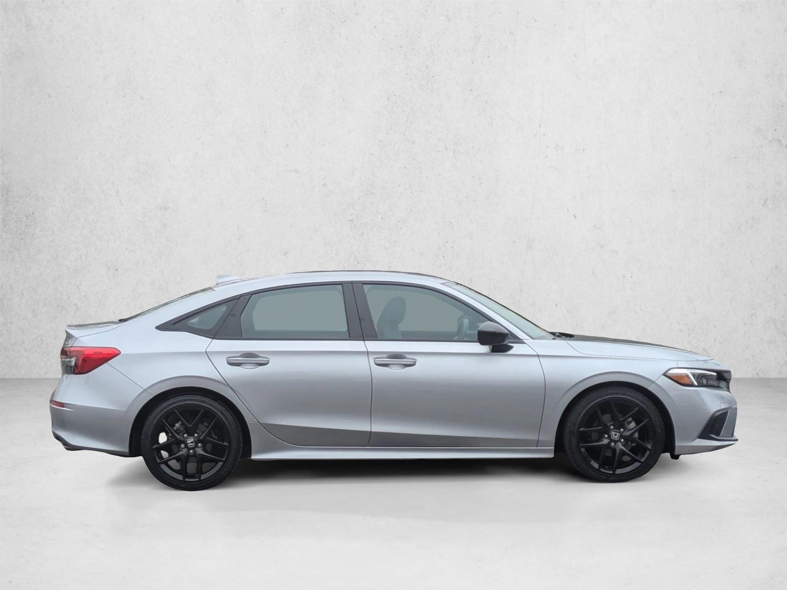 2024 Honda Civic Sport photo 4