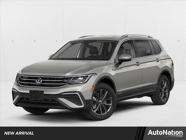 2023 Volkswagen Tiguan 2.0T SE's photo