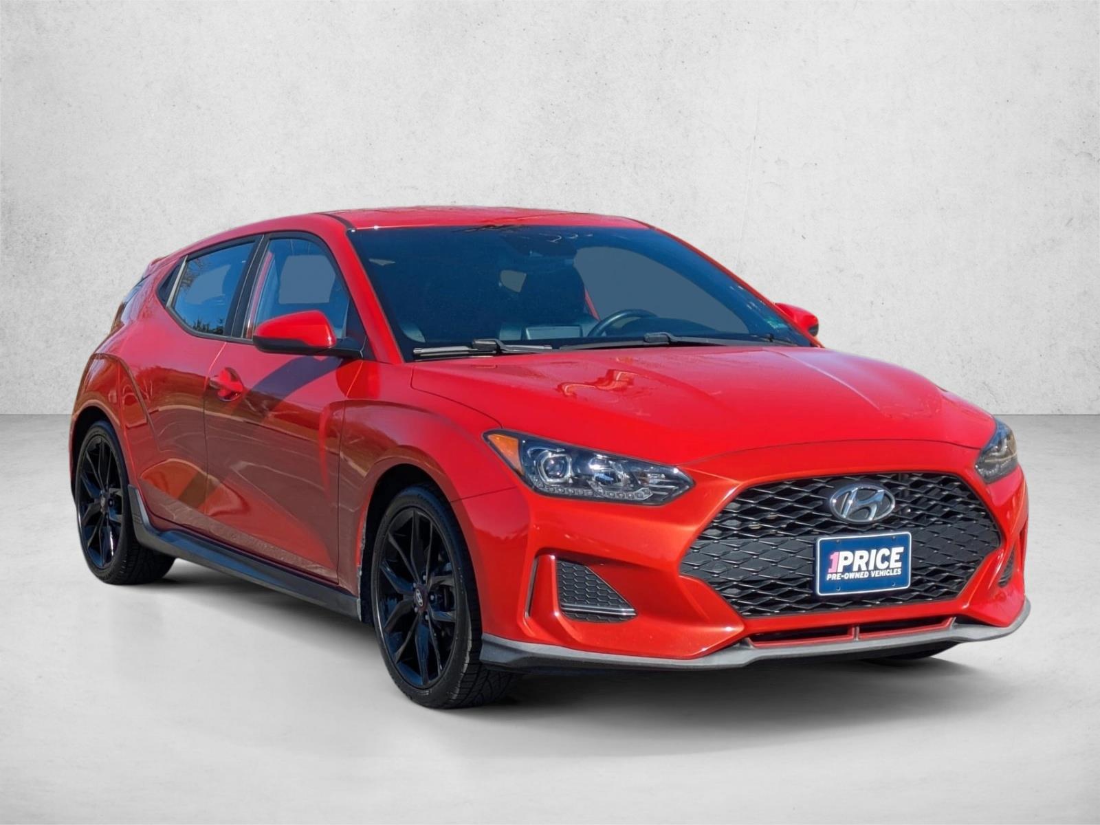 2019 Hyundai Veloster Turbo R-Spec photo 3