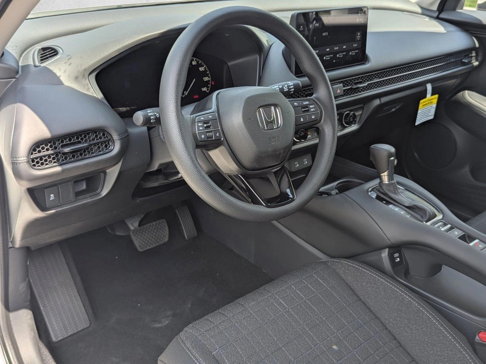 2026 Honda HR-V LX - Photo 3