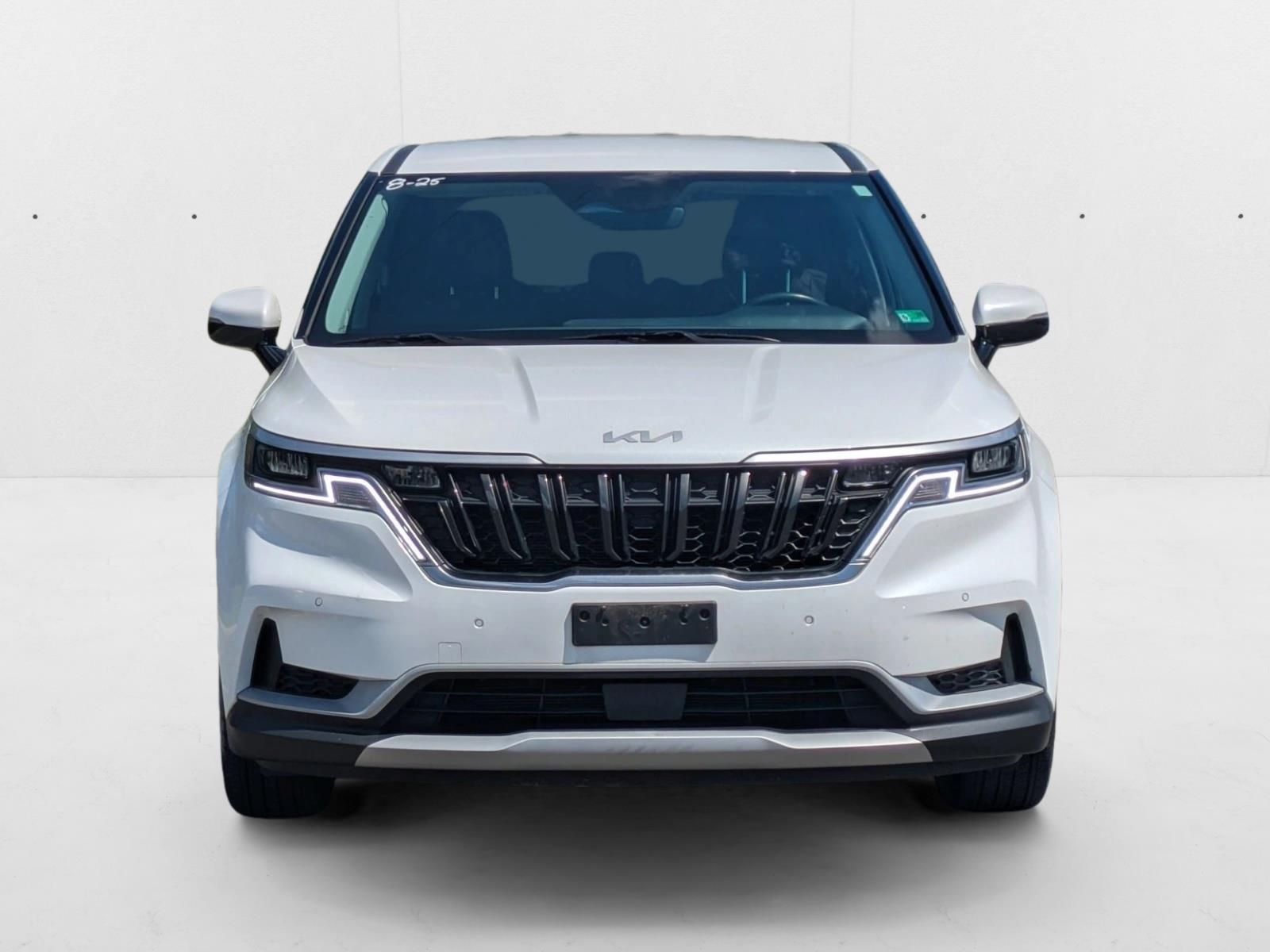 2024 Kia Carnival EX photo 2