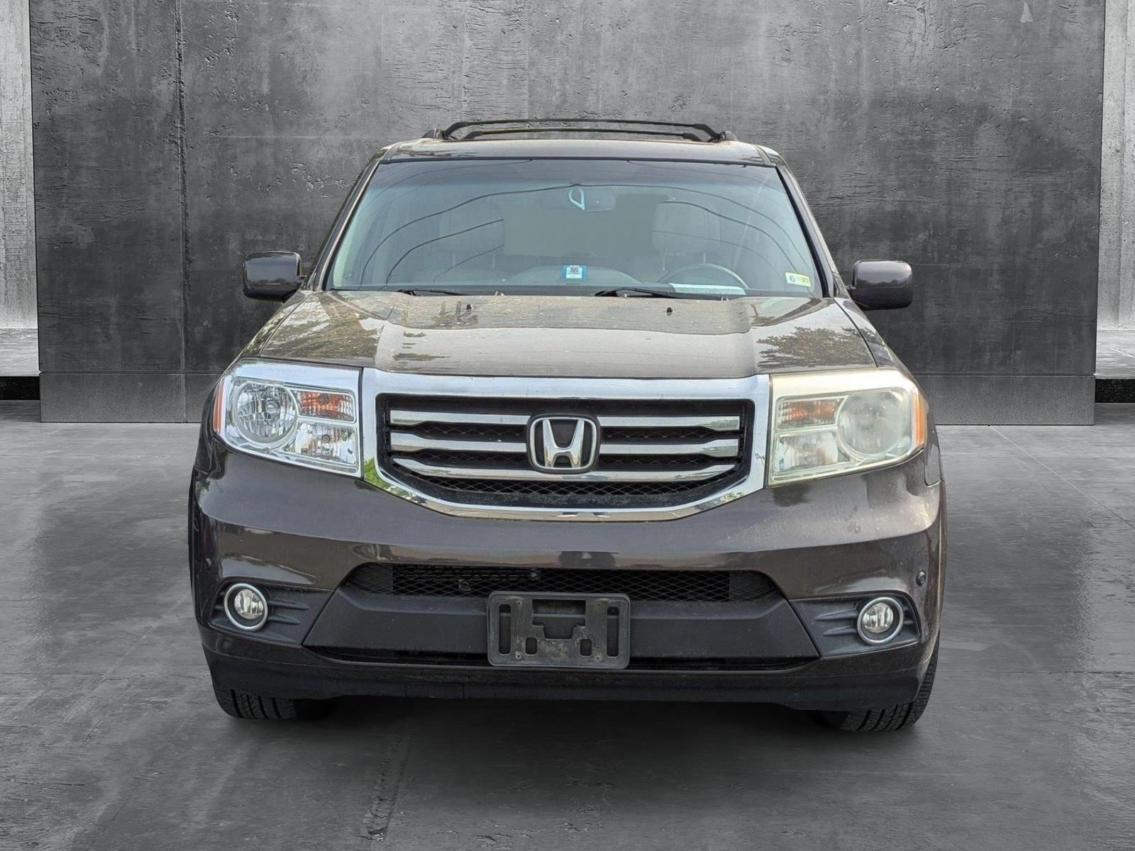 Used 2013 Honda Pilot Touring with VIN 5FNYF4H97DB038330 for sale in Sterling, VA