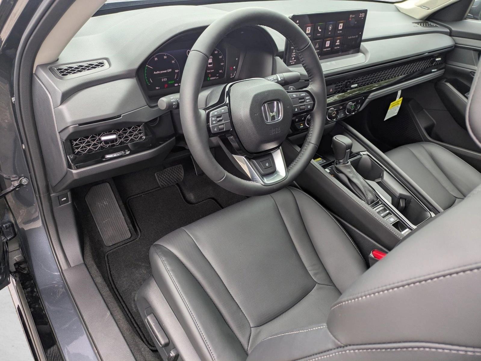 2025 Honda Accord Hybrid Touring photo 3