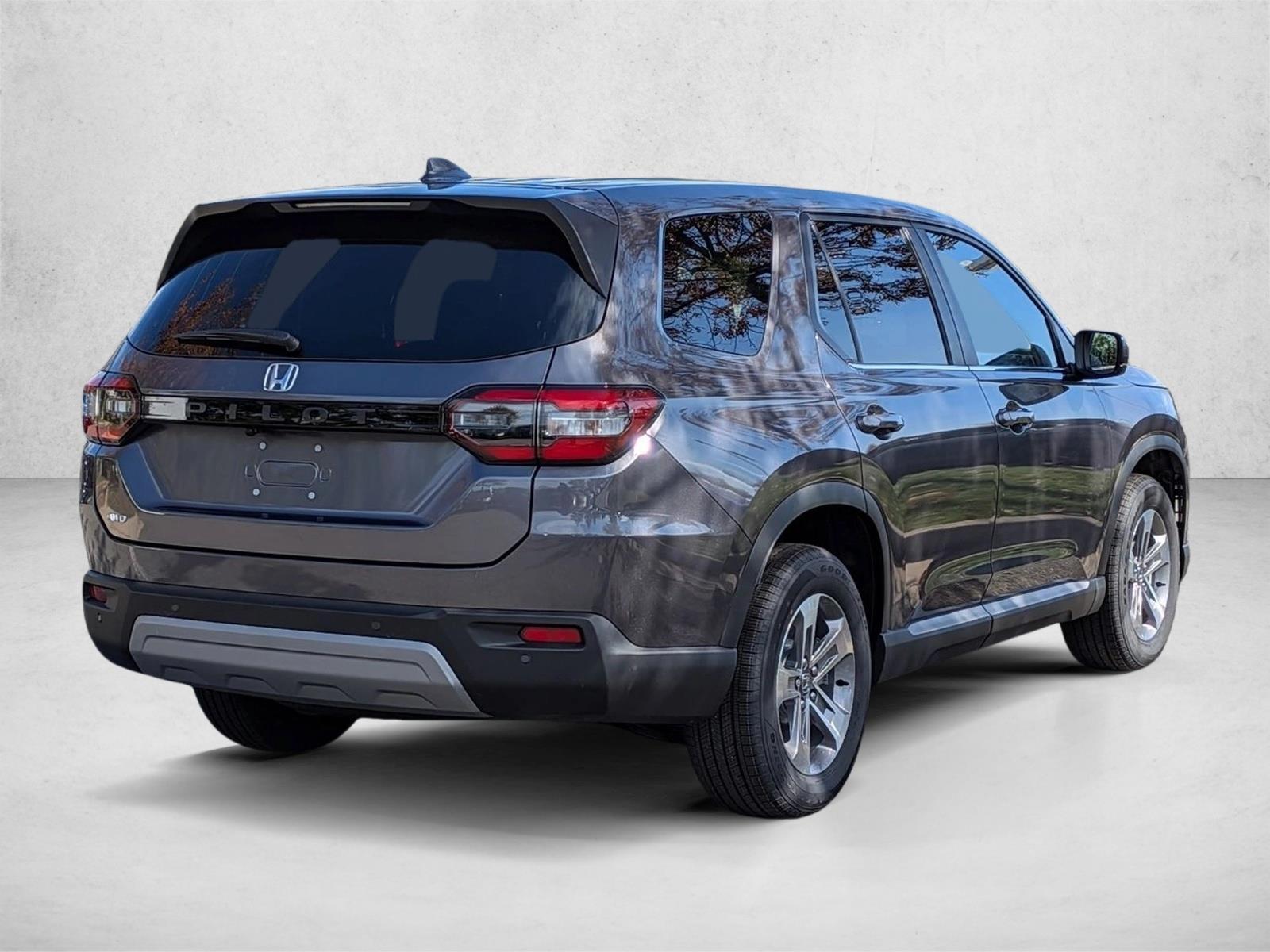 2025 Honda Pilot EX-L photo 2