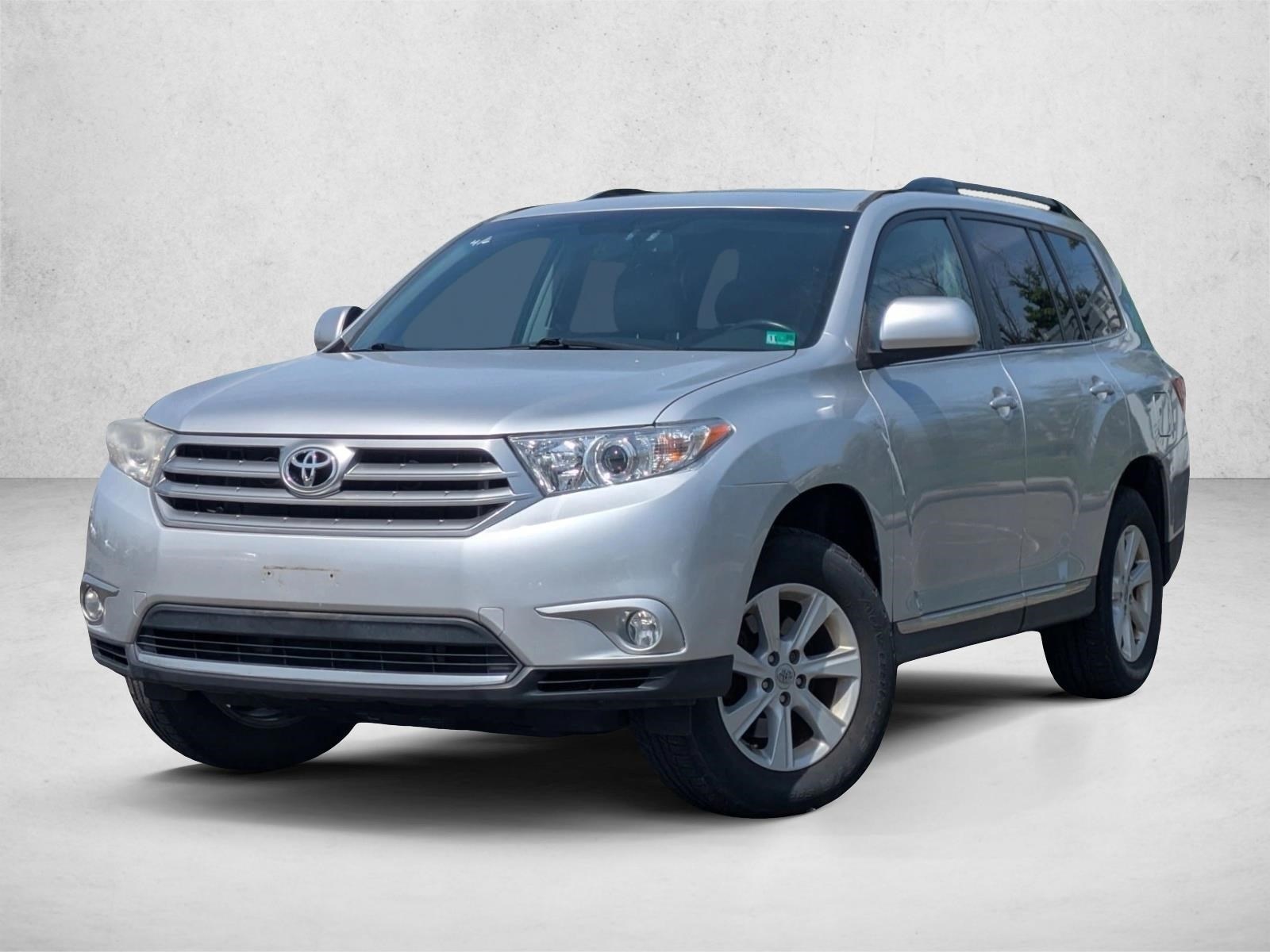 2012 Toyota Highlander SE
