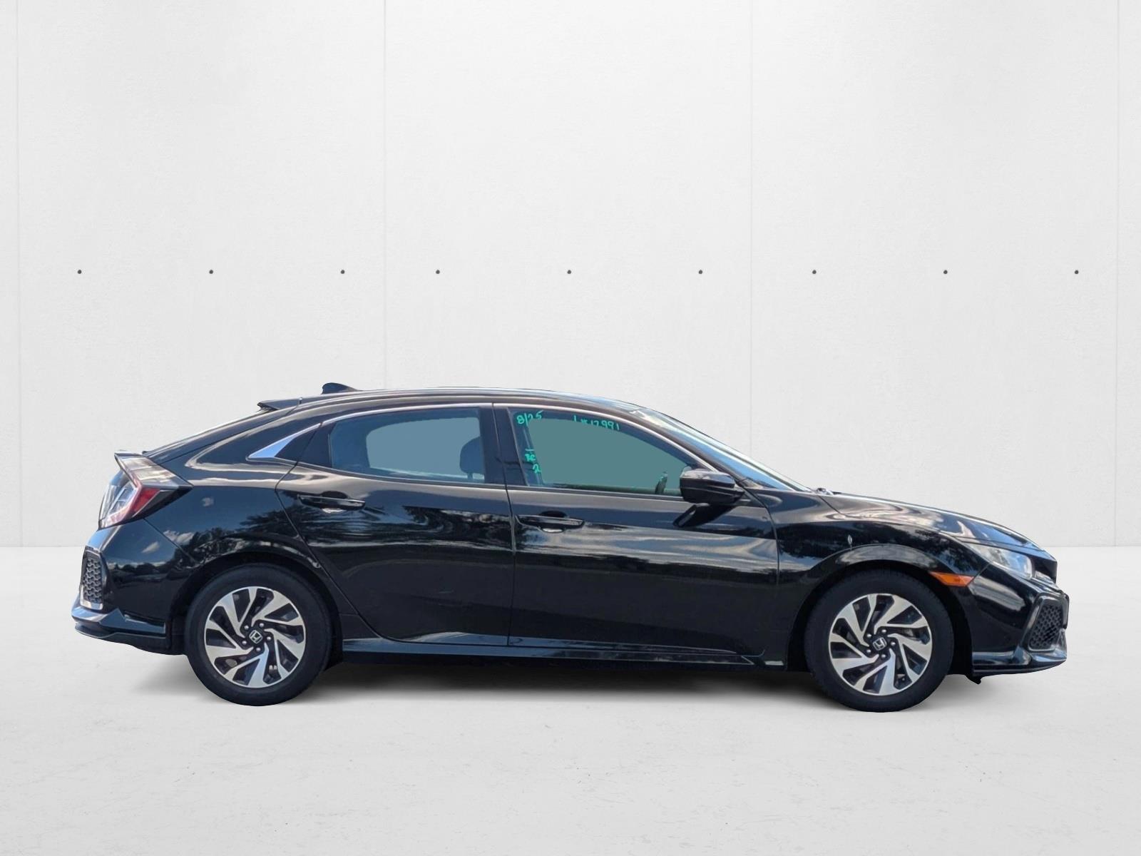 2019 Honda Civic LX Hatchback photo 4