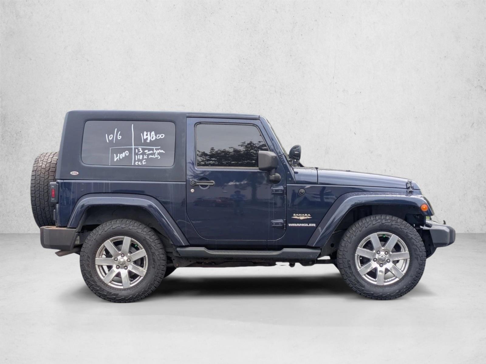 2013 Jeep Wrangler Sahara photo 4