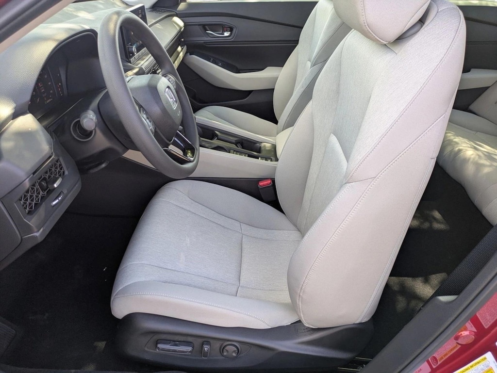 New 2025 Honda Accord SE Sedan