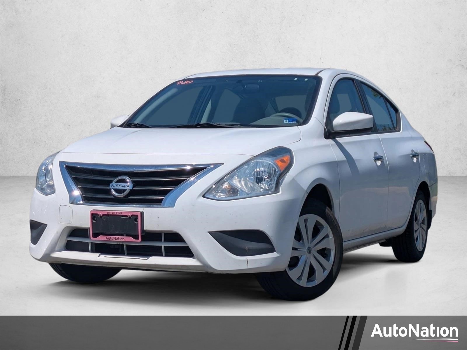 2016 Nissan Versa 1.6 SV CVT's photo