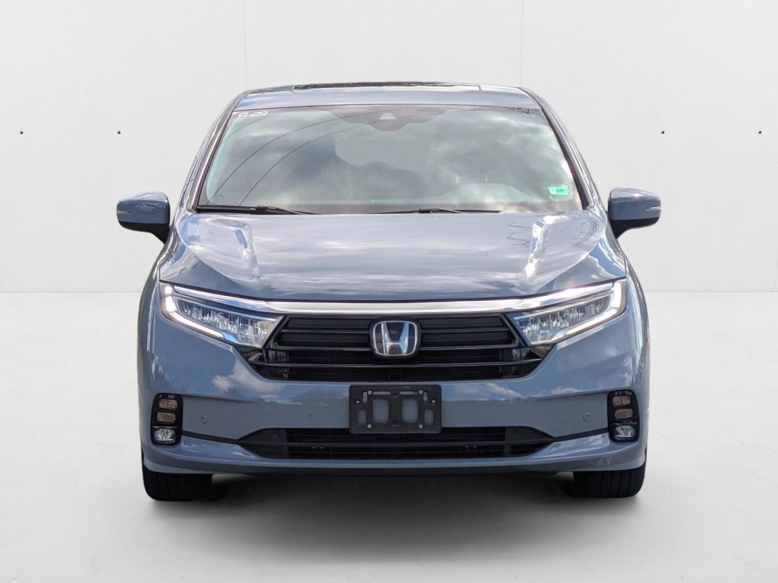2023 Honda Odyssey Elite photo 2