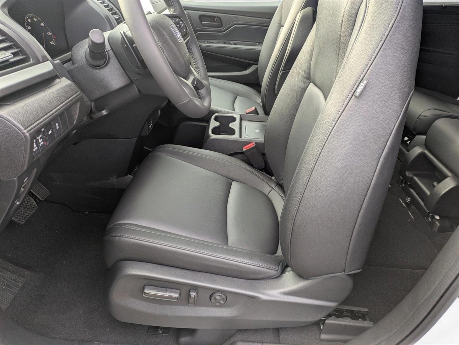 2026 Honda Odyssey EX-L photo 4