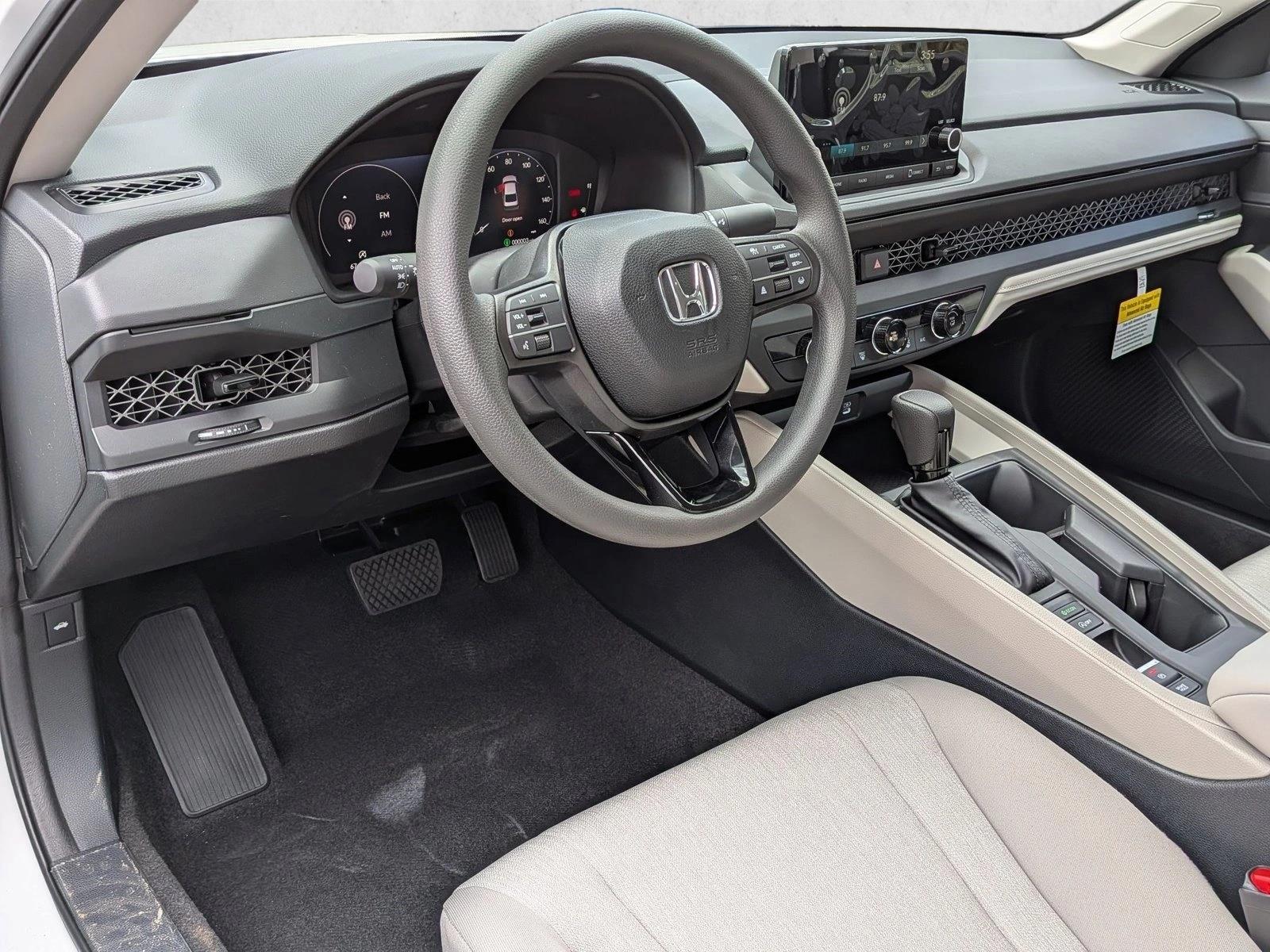 2025 Honda Accord LX photo 3