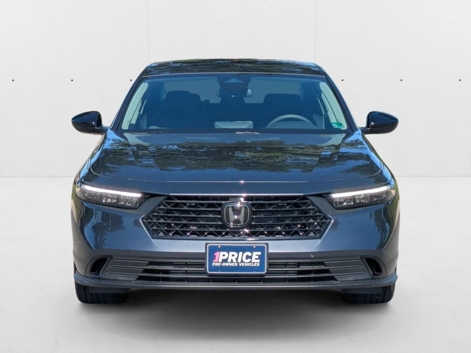 Used 2025 Honda Accord SE with VIN 1HGCY1F40SA027574 for sale in Northfield, Minnesota