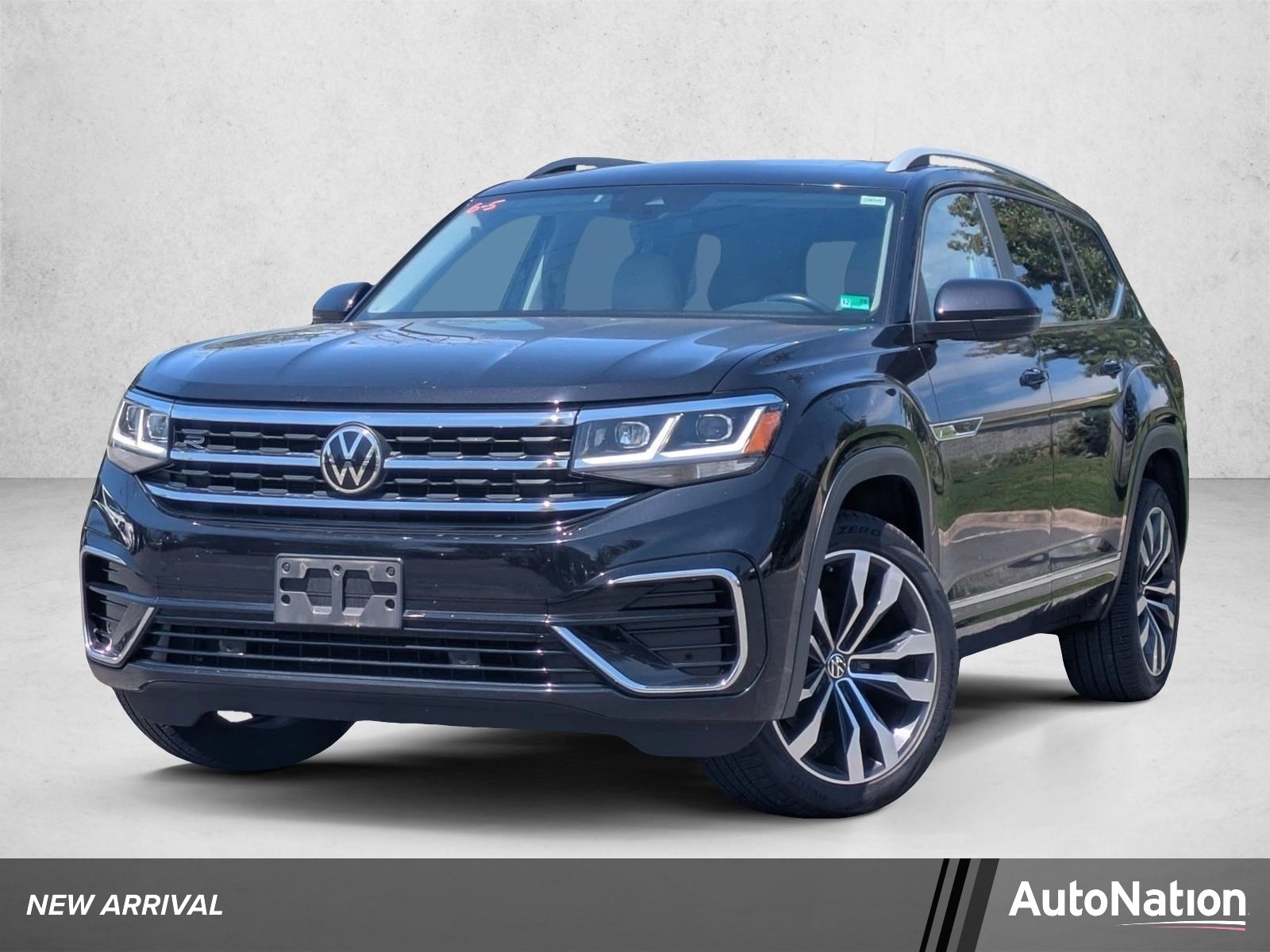 2021 Volkswagen Atlas 3.6L SEL R-Line 4MOTION's photo