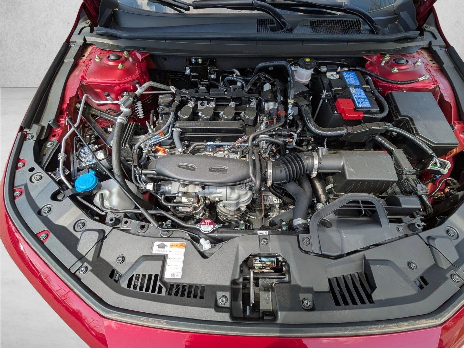 2025 Honda Accord SE - Photo 15