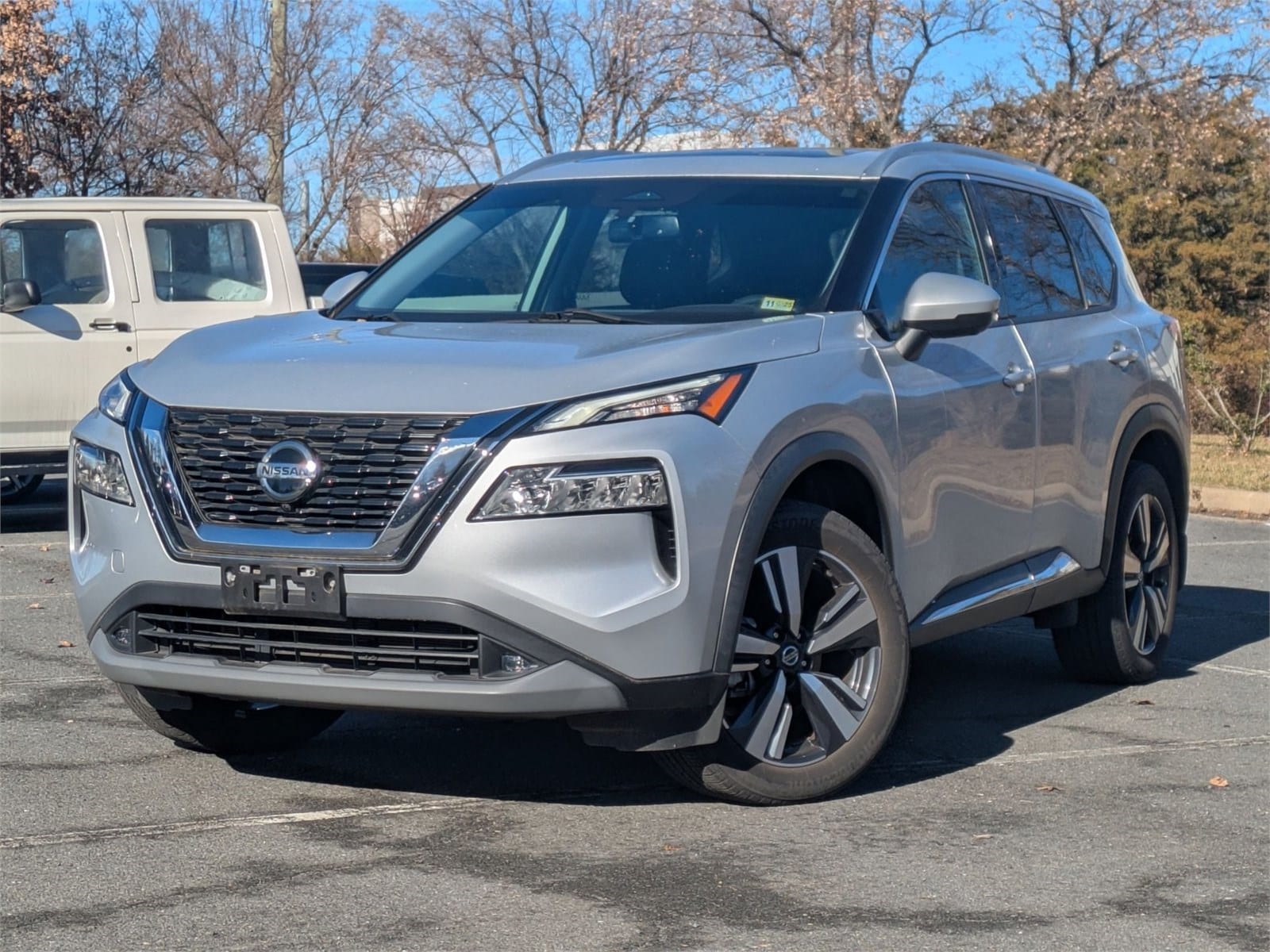2021 Nissan Rogue SL's photo