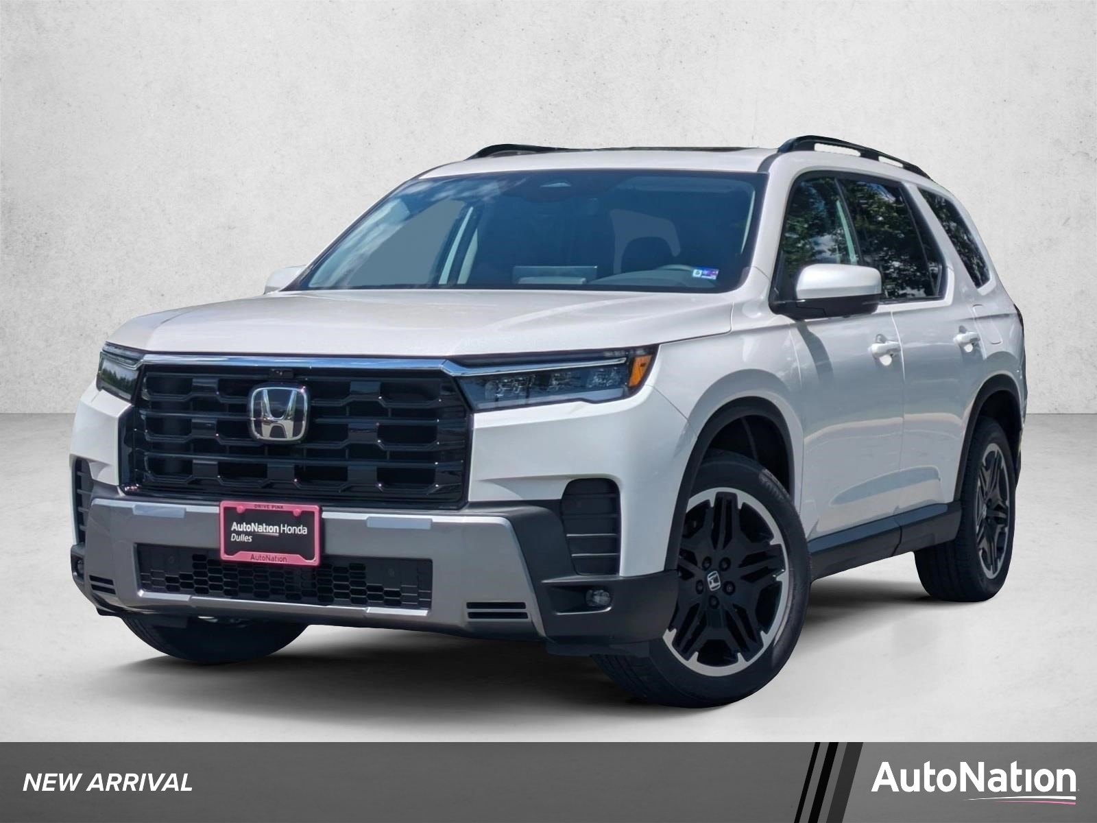 2026 Honda Pilot Touring AWD's photo