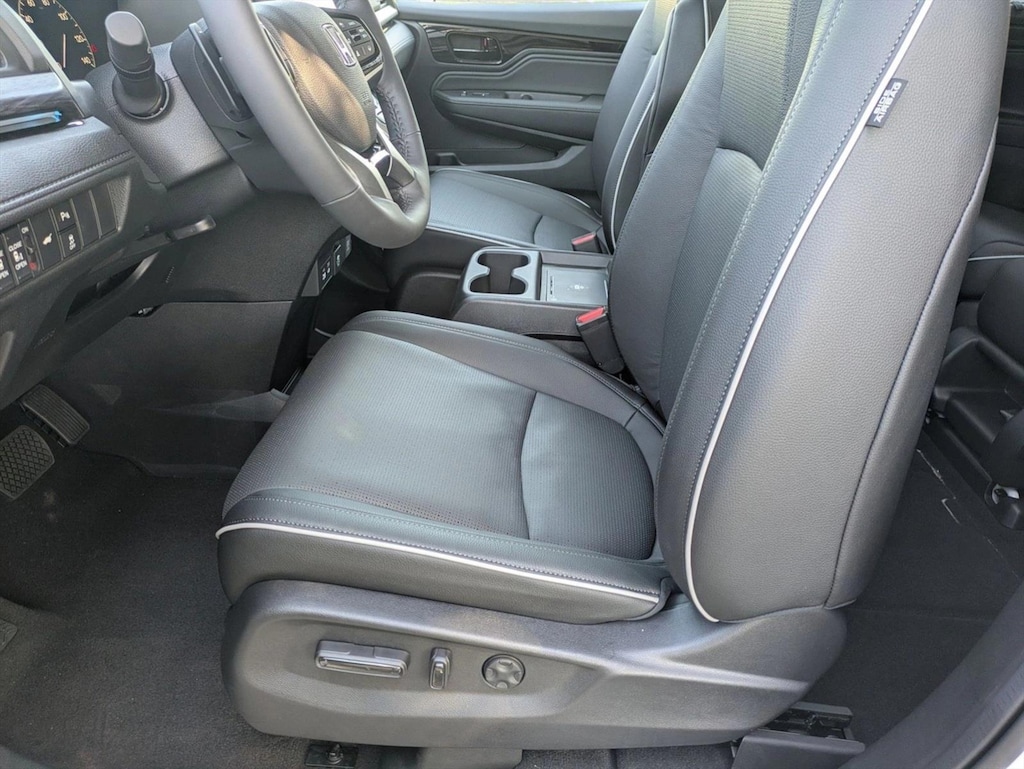New 2026 Honda Odyssey Elite Van Passenger