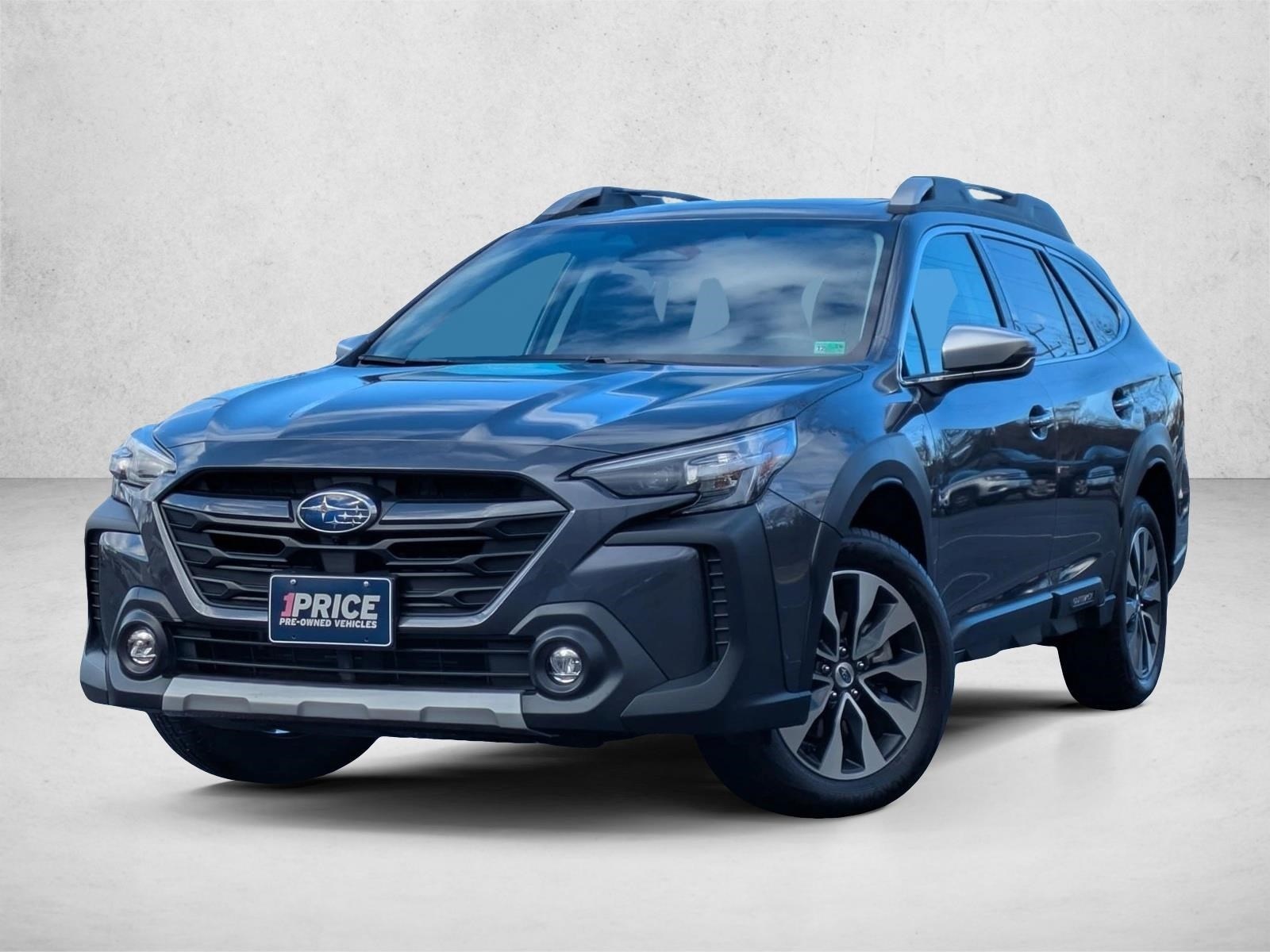2025 Subaru Outback Touring's photo