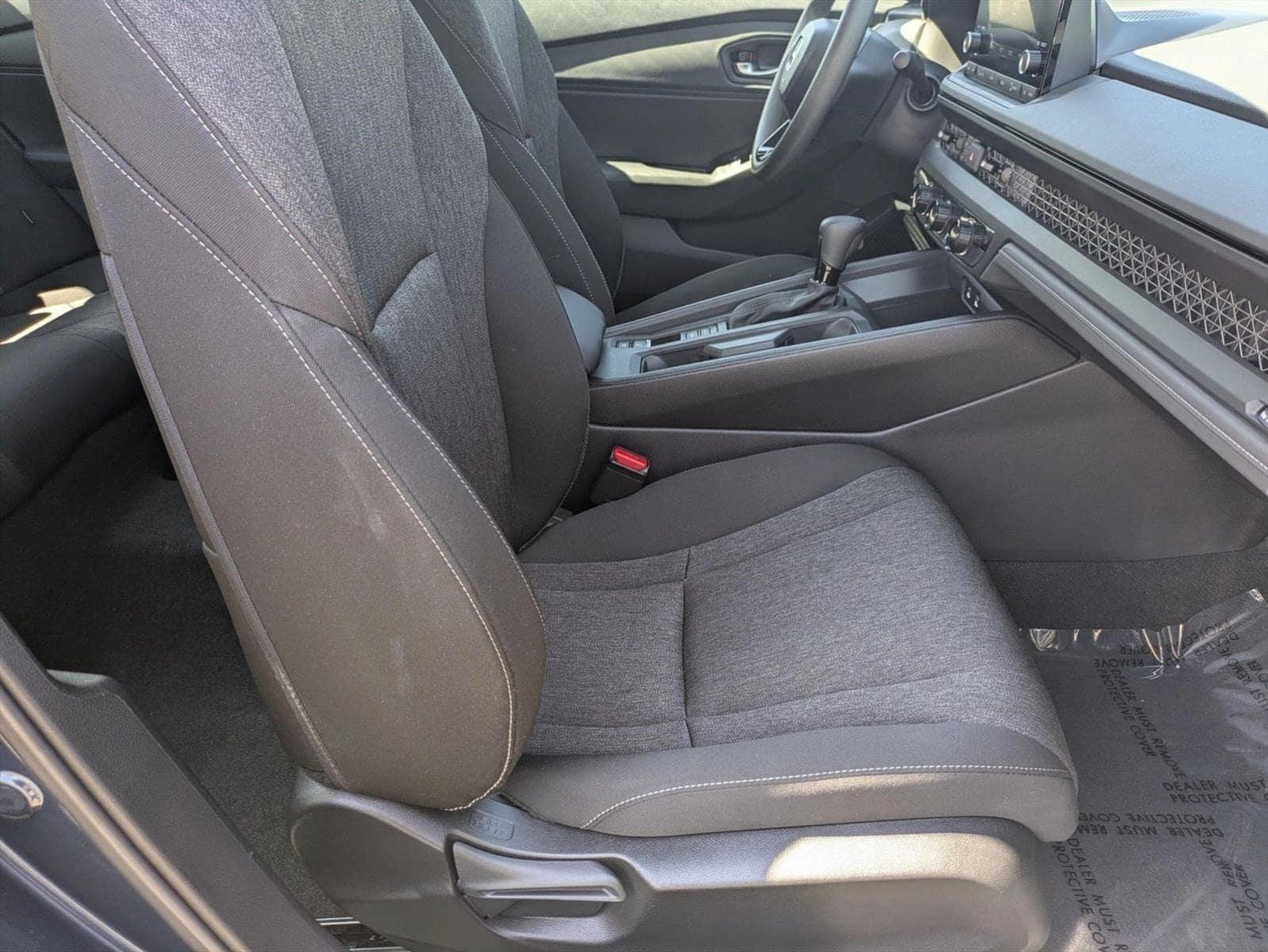 2025 Honda Accord SE - Photo 21