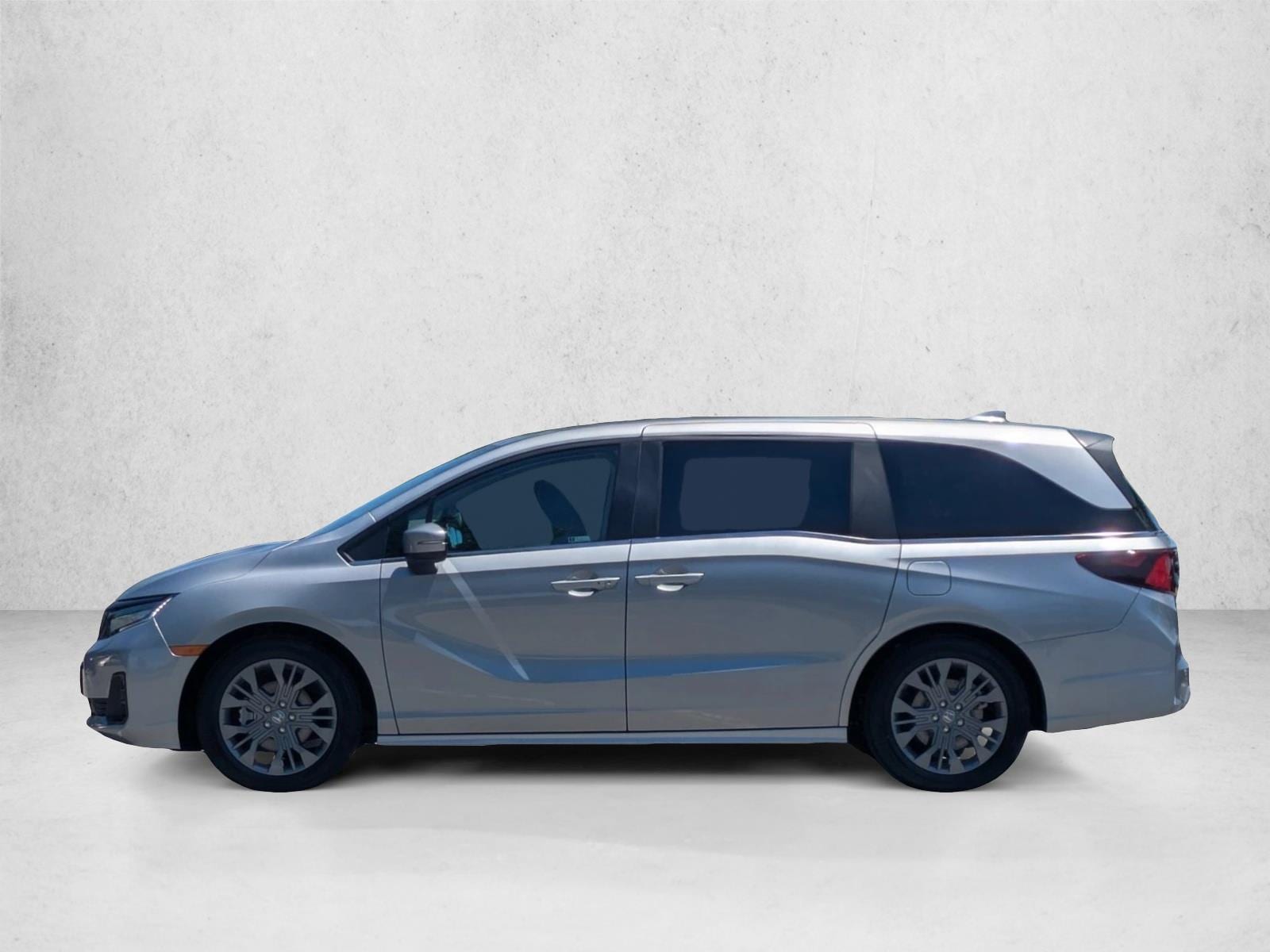 2026 Honda Odyssey Touring - Photo 9