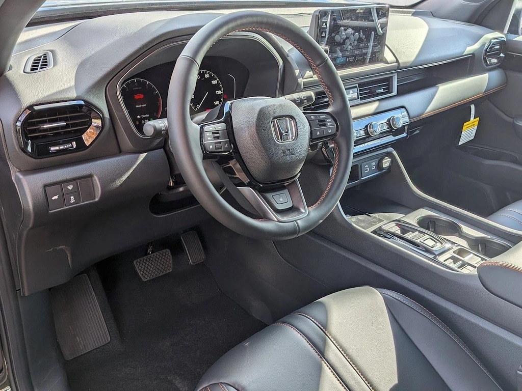 New 2025 Honda Pilot TrailSport SUV